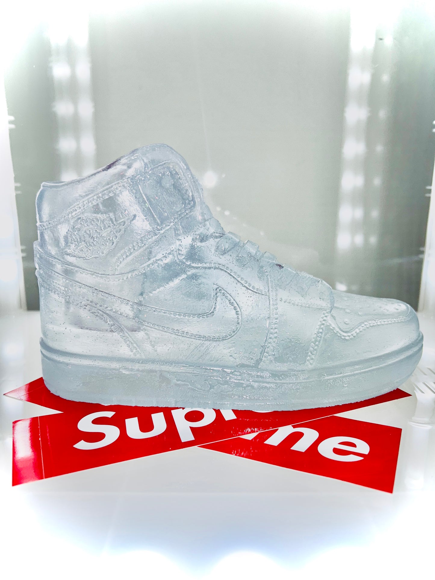 (SOLD OUT)Pure Crystal AJ1 Sculpture